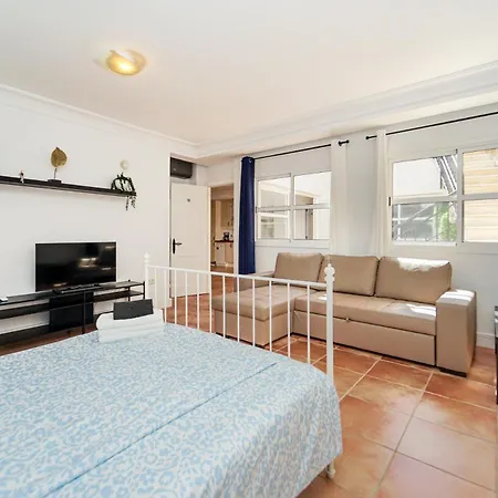 Apartament Magnificent 5-star With Sea View, Jacuzzi And Pool