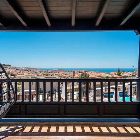 Magnificent 5-star With Sea View, Jacuzzi And Pool Apartament *