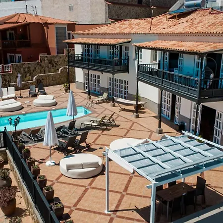 Magnificent 5-star With Sea View, Jacuzzi And Pool Apartament *